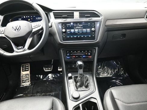 Used 2023 Volkswagen Tiguan SEL R-Line AWD/4WD image 12