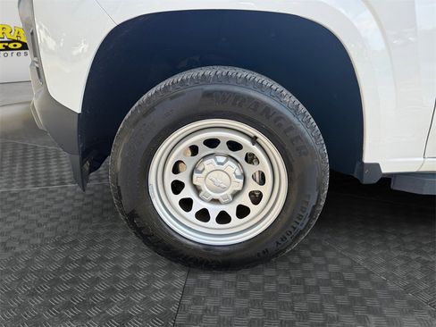 Used 2024 Chevrolet Colorado W/T w/ Advanced Trailering Package image 14