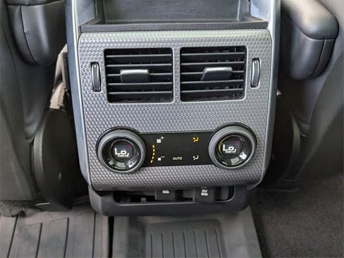 Used 2019 Land Rover Range Rover Sport HST image 12