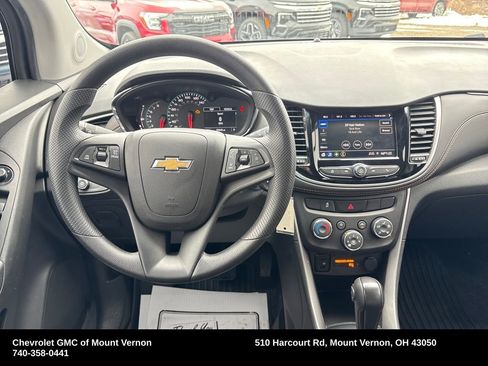Used 2022 Chevrolet Trax LS w/ Tint and Cruise Package image 16
