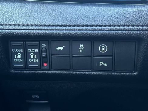 Used 2024 Honda Odyssey Elite image 33