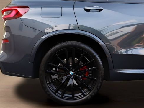 Used 2022 BMW X5 sDrive40i w/ M Sport Package RWD image 13