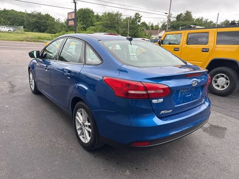 Used 2018 Ford Focus SE FWD image 6