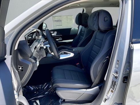 New 2026 Mercedes-Benz GLS 450 4MATIC image 11