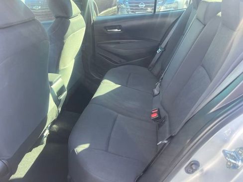Used 2020 Toyota Corolla LE image 16