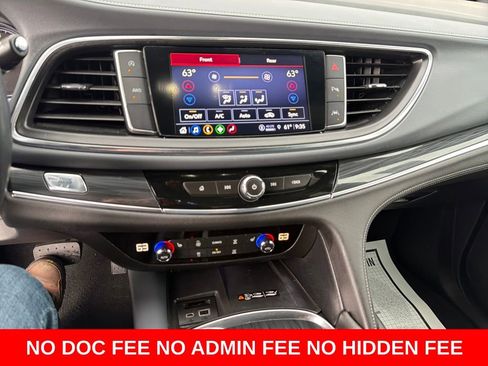 Used 2024 Buick Enclave Essence w/ Experience Buick Package AWD/4WD image 21