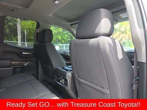 Used 2022 GMC Sierra 1500 Elevation w/ Preferred Package RWD image 17