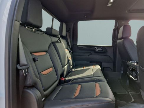 New 2026 GMC Sierra 2500 AT4 w/ AT4 Premium Plus Package AWD/4WD image 27