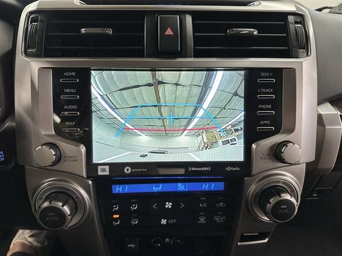 Used 2020 Toyota 4Runner Limited AWD/4WD image 20