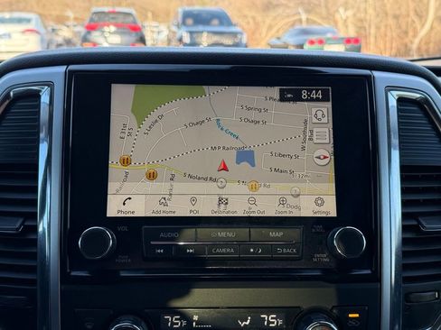 Used 2020 Nissan Titan SV w/ SV Convenience Package image 42