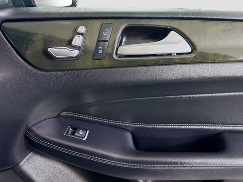 Used 2017 Mercedes-Benz GLE 350 GLE 350 w/ Premium 1 Package image 31