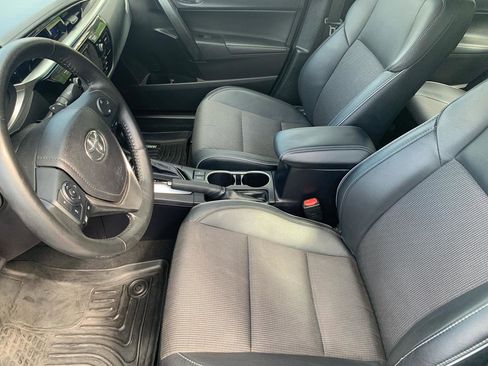 Used 2015 Toyota Corolla S image 9