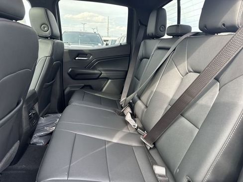 New 2026 GMC Canyon Elevation w/ Convenience Package image 22