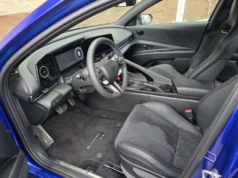Certified 2024 Hyundai Elantra N Base image 2