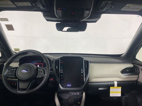 Used 2025 Subaru Forester Limited AWD/4WD image 14