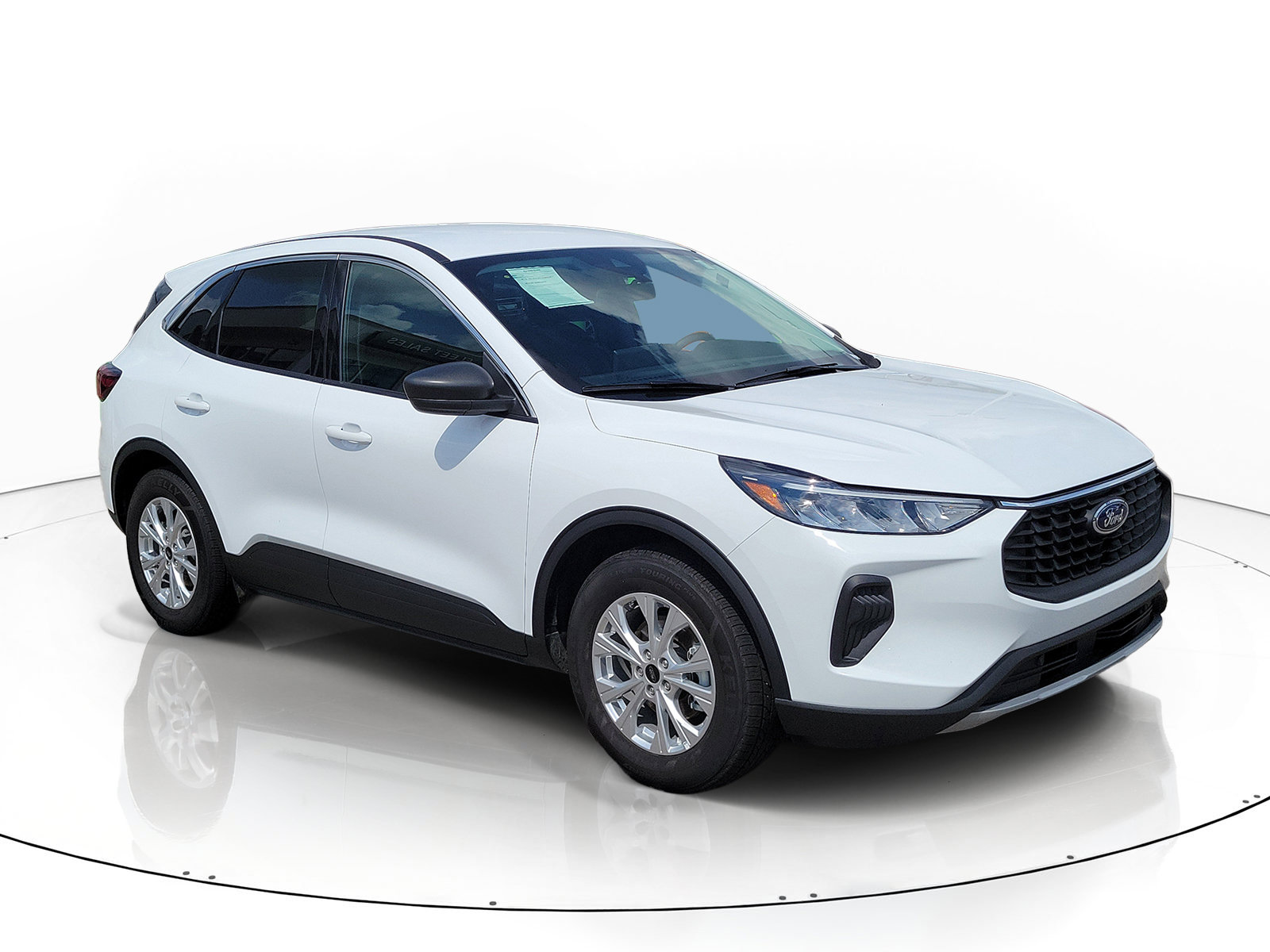 Used 2023 Ford Escape Active w/ Tech Pack #1 FWD image 2