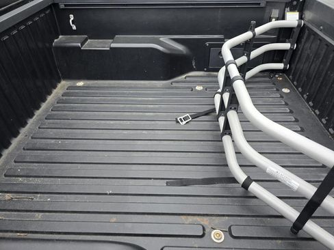 Used 2023 Toyota Tacoma SR image 7