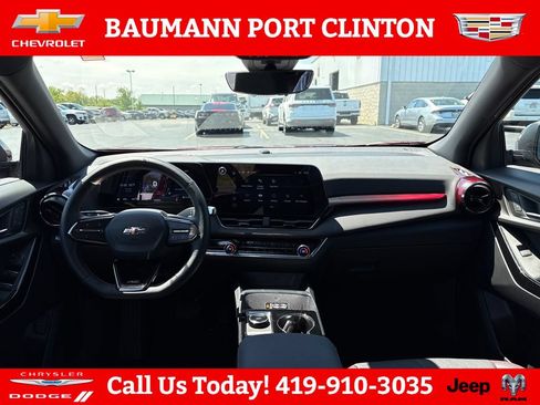 Used 2025 Chevrolet Equinox RS w/ Safety and Technology Package AWD/4WD image 15