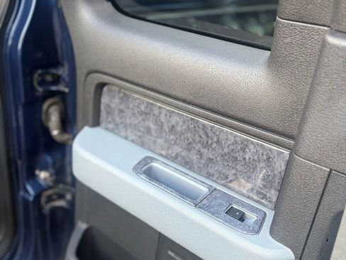 Used 2012 Ford F150 XLT w/ XLT Chrome Pkg image 32