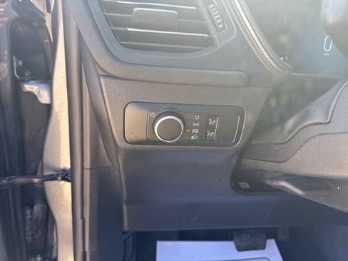Used 2025 Ford Escape Active w/ Cold Weather Package FWD image 18