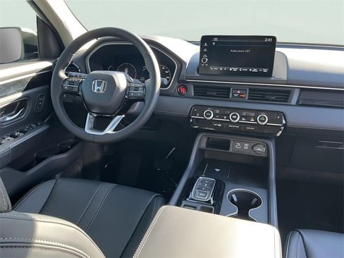 New 2025 Honda Pilot EX-L image 32