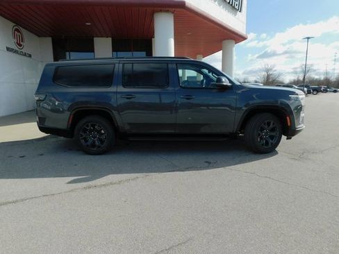 New 2026 Jeep Grand Wagoneer L Limited AWD/4WD image 33