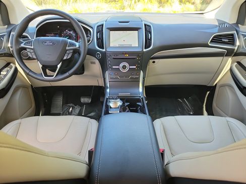 Used 2019 Ford Edge Titanium w/ Equipment Group 301A image 12