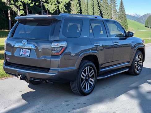 Used 2016 Toyota 4Runner Limited AWD/4WD image 6