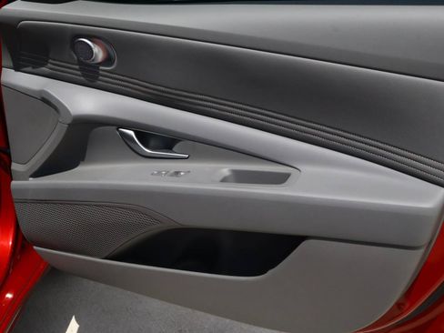 Used 2026 Hyundai Elantra Sport FWD image 15
