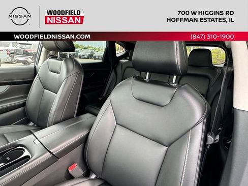 Certified 2025 Nissan Murano SL AWD/4WD image 28