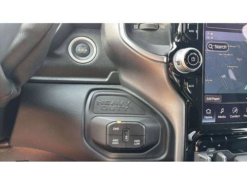 Used 2026 RAM 2500 Big Horn AWD/4WD image 19