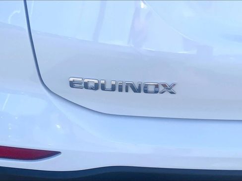 Used 2024 Chevrolet Equinox LT FWD image 31