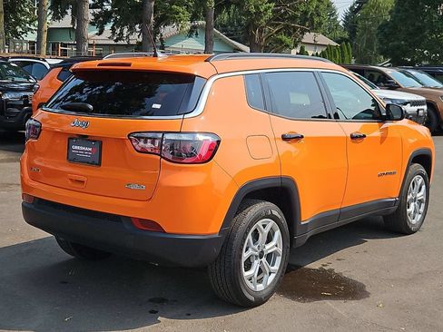 Certified 2026 Jeep Compass Latitude AWD/4WD image 7