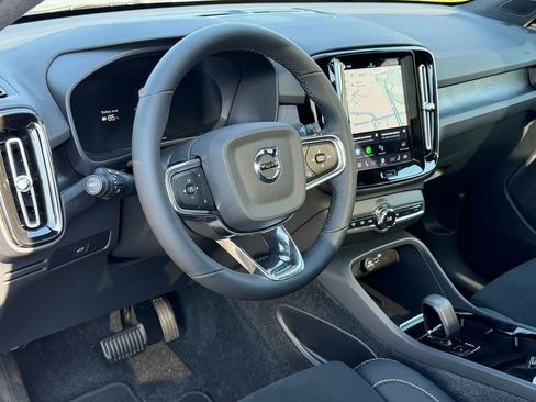 Certified 2023 Volvo C40 P8 Recharge Plus AWD/4WD image 28