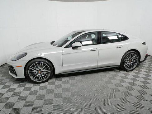 New 2026 Porsche Panamera image 2