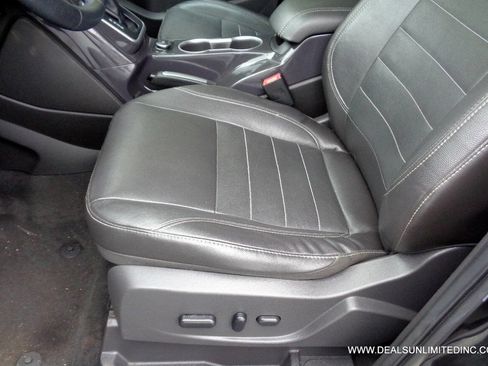 Used 2014 Ford Escape Titanium AWD/4WD image 8