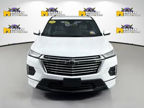 Used 2023 Chevrolet Traverse Premier AWD/4WD image 2