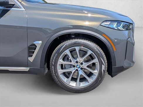 New 2026 BMW X5 xDrive50e AWD/4WD image 10