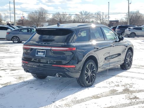 New 2026 Lincoln Corsair Premiere image 4
