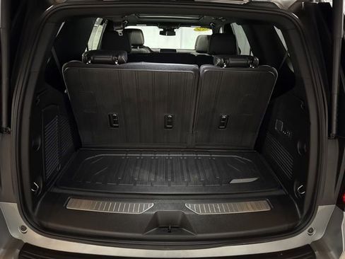Used 2024 GMC Yukon AT4 AWD/4WD image 28