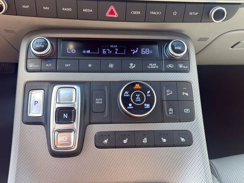 Used 2023 Hyundai Palisade SEL w/ Premium Package AWD/4WD image 30