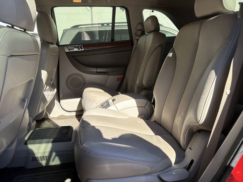 Used 2006 Chrysler Pacifica Touring FWD image 8