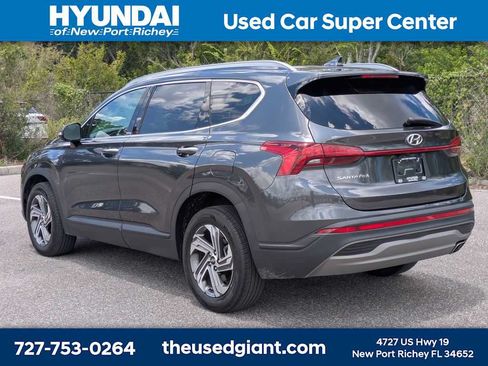 Used 2023 Hyundai Santa Fe SEL FWD image 3