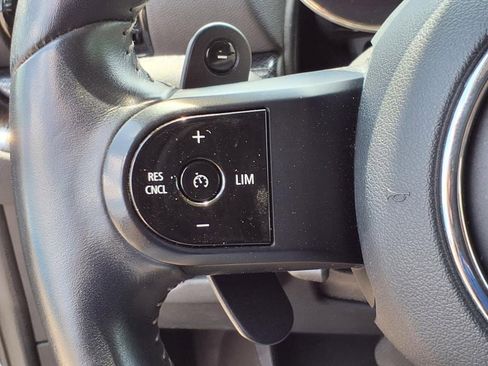 Used 2022 MINI Cooper Clubman S image 16