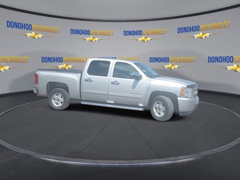 Used 2011 Chevrolet Silverado 1500 2WD Crew Cab Hybrid image 12