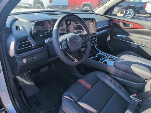 New 2026 Chevrolet Traverse RS image 12