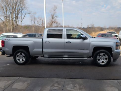 Used 2015 Chevrolet Silverado 1500 LTZ Z71 w/ LTZ Plus Package image 9