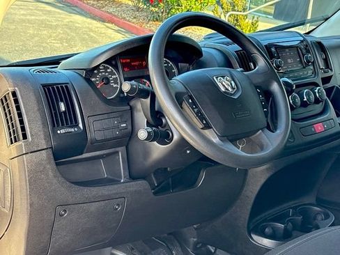 Used 2021 RAM ProMaster 2500 FWD image 13