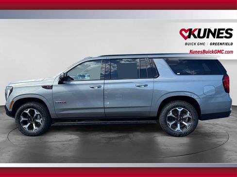 New 2026 GMC Yukon XL AT4 Ultimate w/ LPO, Floor Liner Package AWD/4WD image 4