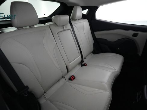 Used 2022 Ford Mustang Mach-E Premium AWD/4WD image 5